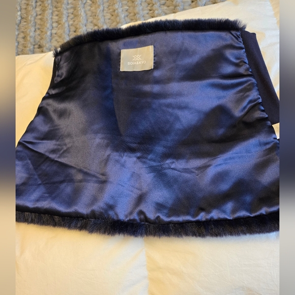 Soia & Kyo Shearling NWOT - Picture 4 of 11